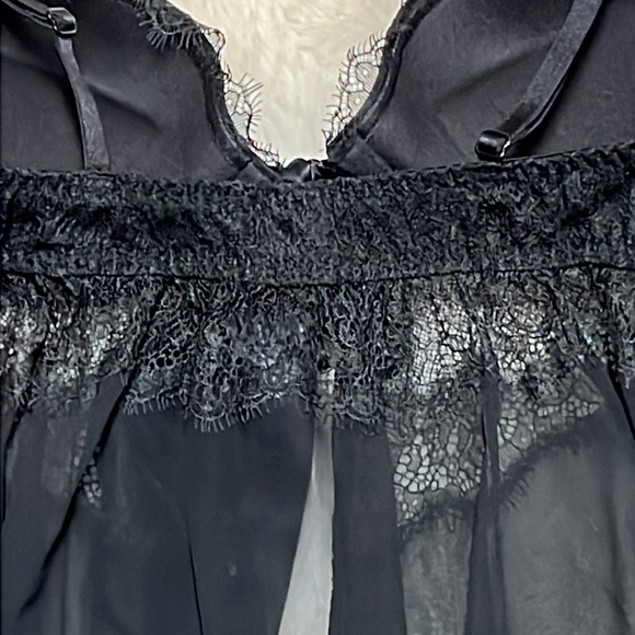 Victoria’s Secret Babydoll 🌹 - Picture 4 of 8